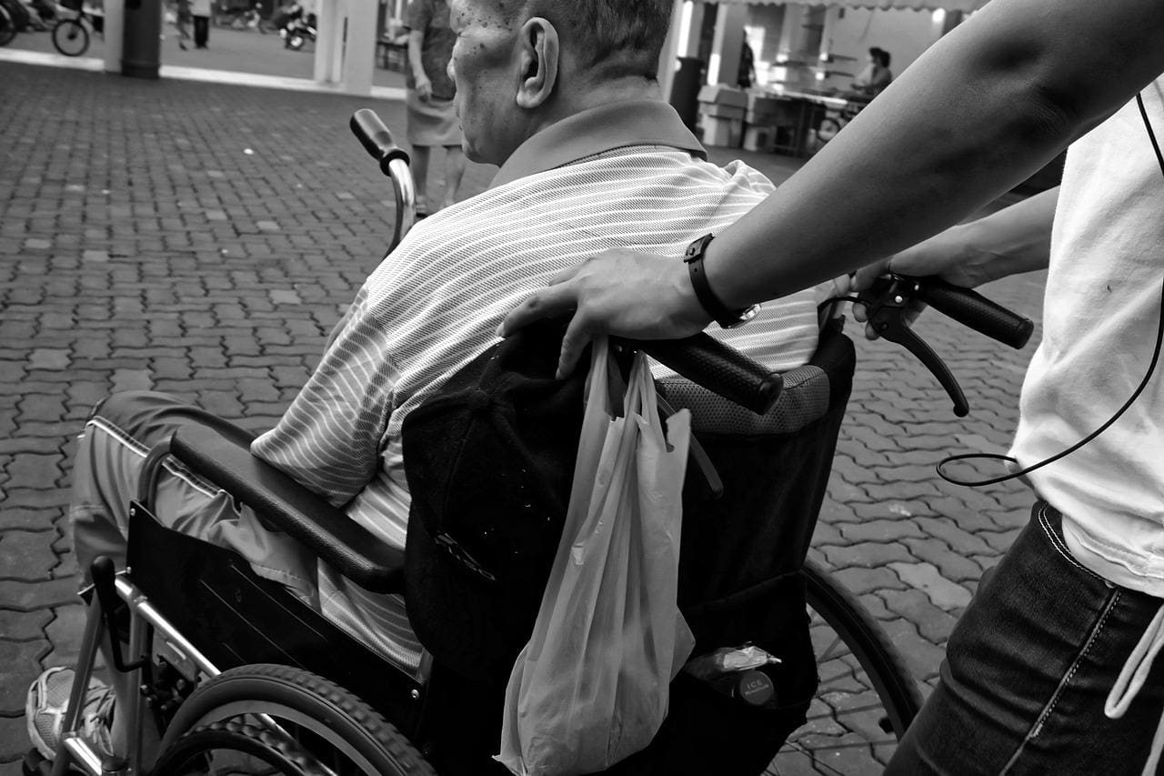 wheelchair, elderly, man-952183.jpg